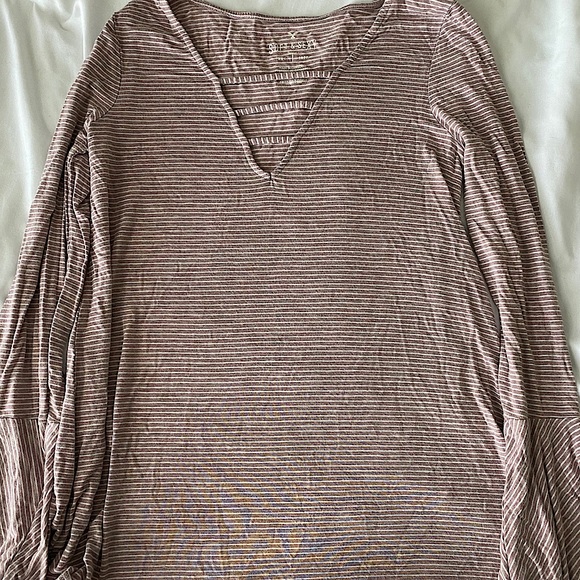 American Eagle soft and sexy v-neck long sleeve - Picture 1 of 1